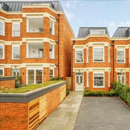 Buy this 5 bed house on Rosemont Road in London, W3 9AX