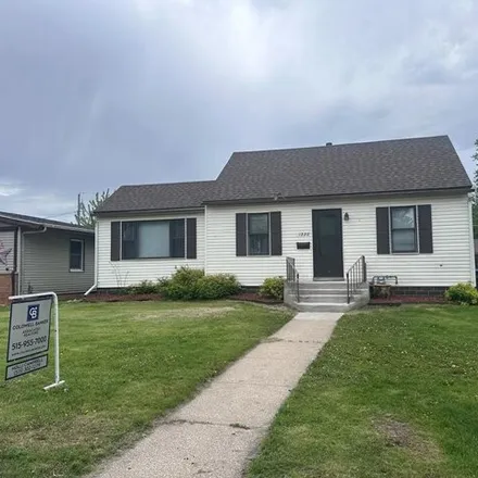 Buy this 2 bed house on 1266 South 28th Street in Fort Dodge, IA 50501