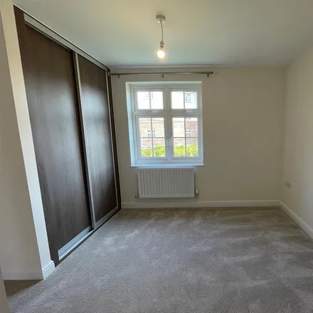 Image 3 - unnamed road, Westhampnett, PO20 2ND, United Kingdom - Apartment for rent