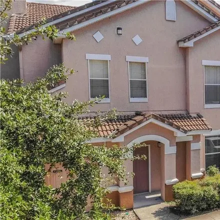 Buy this 2 bed condo on 10503 Villa View Circle in Tampa, FL 33647