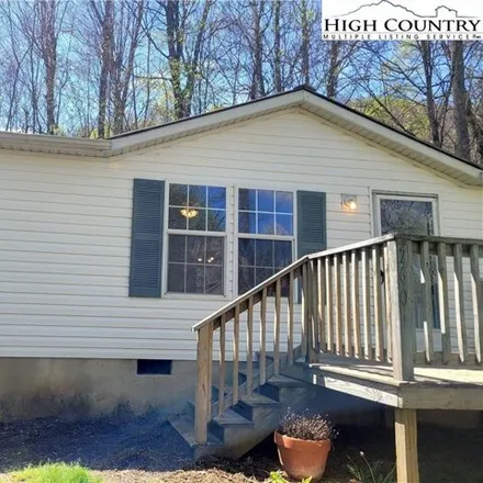 Buy this studio apartment on 862 Townview Street in West Jefferson, NC 28694