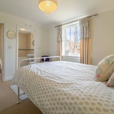 Image 4 - Wells-next-the-Sea, NR23 1FB, United Kingdom - Townhouse for rent