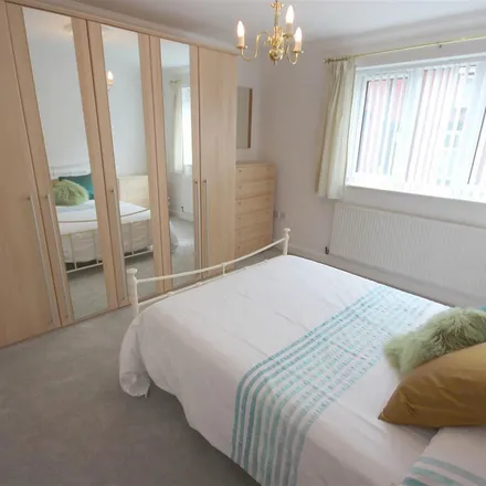 Rent this 2 bed apartment on 714 in 716 Chesterfield Road, Sheffield