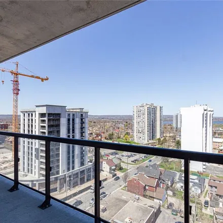 Image 6 - Platinum Condos, 15 Queen Street North, Hamilton, ON L8P 3R4, Canada - Apartment for rent