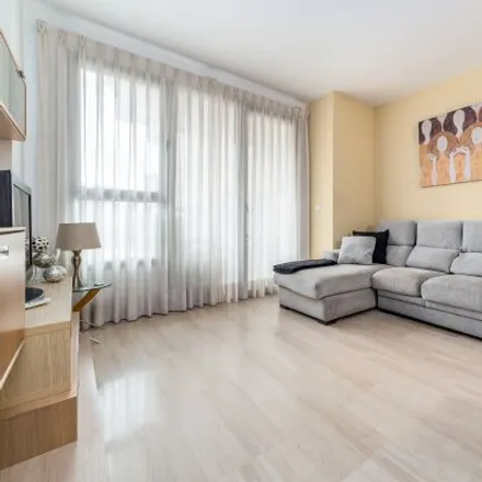 Rent this 3 bed apartment on Avinguda de França in 1, 46023 Valencia