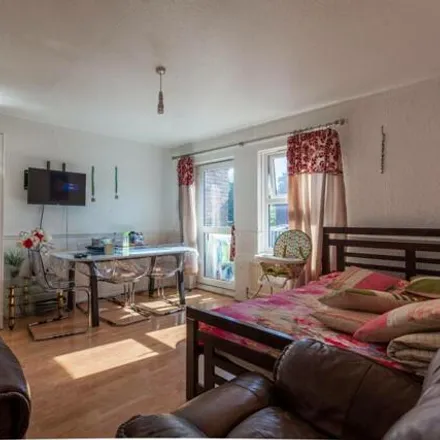 Buy this 1 bed apartment on 63 Stepney Green in London, E1 3LE