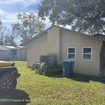 Buy this 2 bed house on 7219 Wimberly Court in Hernando County, FL 34607