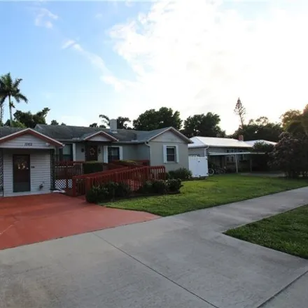 Buy this 2 bed house on 1582 Ransom Street in Fort Myers, FL 33901
