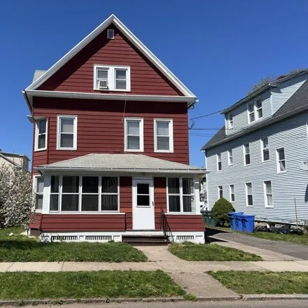 Rent this 1 bed apartment on 29 3rd Street in Hamden, CT 06514