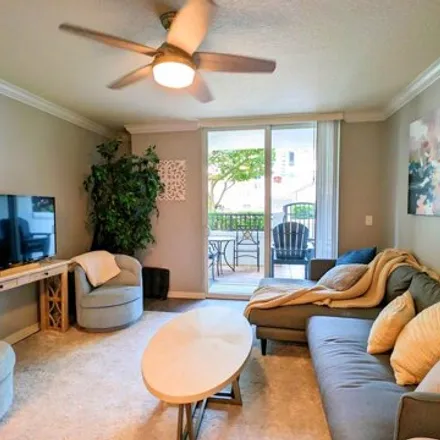 Buy this 1 bed condo on 45 Tanglewood Court in West Palm Beach, FL 33401