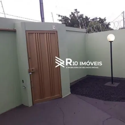 Rent this 3 bed house on Rua Kátia Regina Cardoso in Santa Rosa, Uberlândia - MG