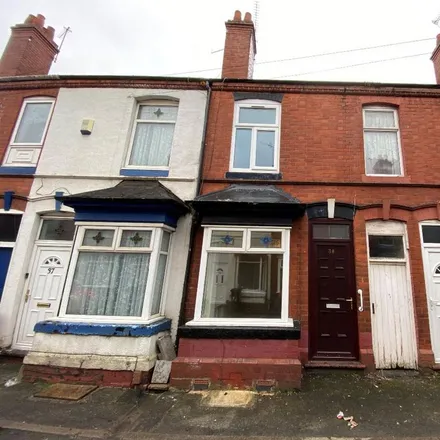 Rent this 2 bed townhouse on Park Road in Dixons Green, DY2 9BY