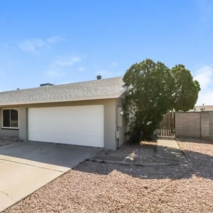 Rent this 4 bed house on 1323 West Rosemonte Drive in Phoenix, AZ 85027