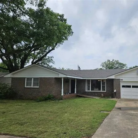 Buy this 3 bed house on 2321 North Jefferson Street in Stillwater, OK 74075