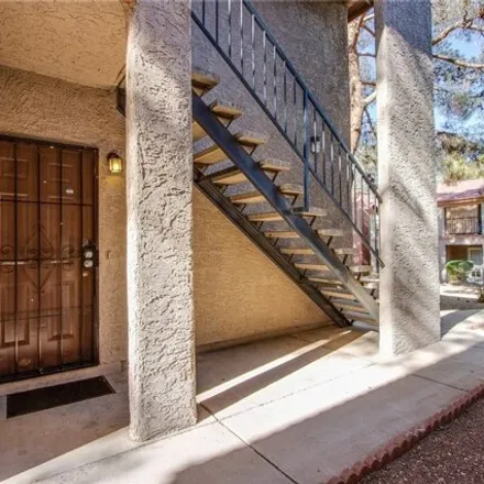 Image 2 - 4221 South Lindell Road, Spring Valley, NV 89103, USA - Condo for sale