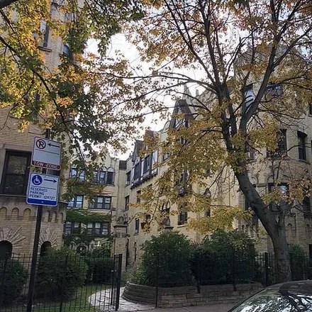 Buy this 1 bed house on 5649-5659 North Spaulding Avenue in Chicago, IL 60659