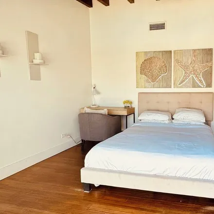 Rent this 3 bed house on Rosarito in Municipio de Playas de Rosarito, Mexico