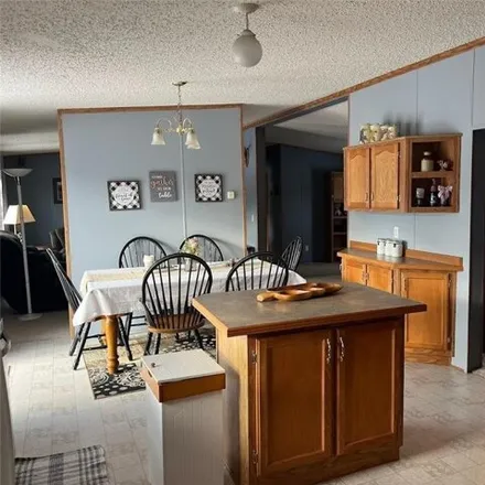 Image 3 - 221 3rd Avenue East, Gary, Norman County, MN 56545, USA - Apartment for sale