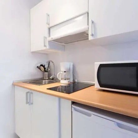 Rent this 1 bed apartment on Madrid in Calle de Lavapiés, 36