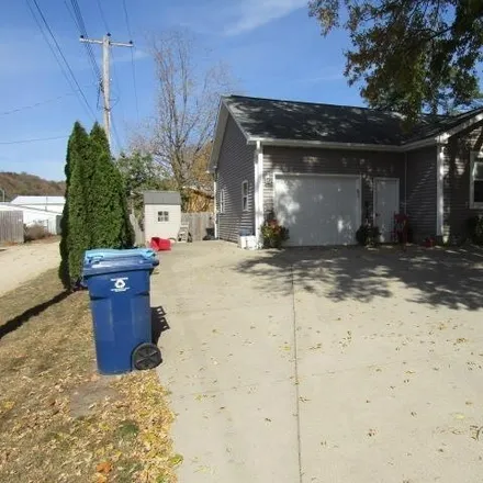 Image 5 - 303 Main Street, Guttenberg, Clayton County, IA 52052, USA - House for sale