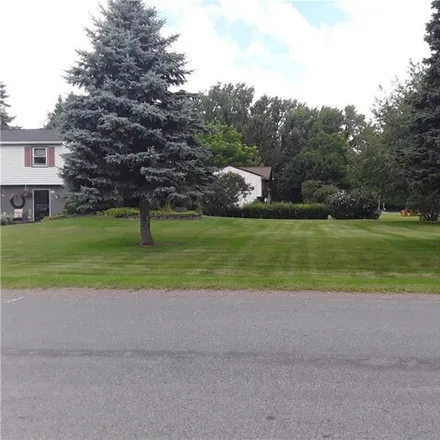 Image 2 - 6380 Harvest Dr, Sodus, New York, 14551 - House for sale