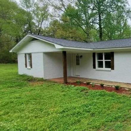 Buy this 3 bed house on 975 Tomlin Rd in Fulton, Mississippi