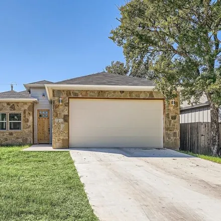 Rent this 3 bed house on 672 Cypress Lane in Cottonwood Shores, Burnet County