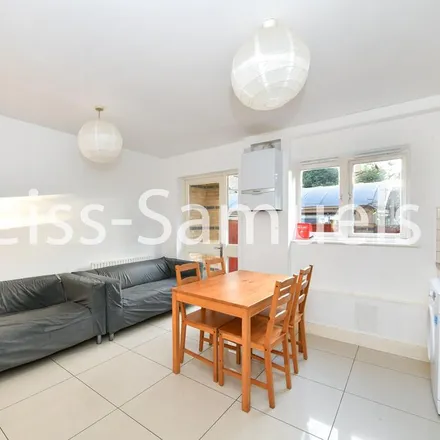Image 1 - 42 Ferry Street, London, E14 3DT, United Kingdom - Townhouse for rent