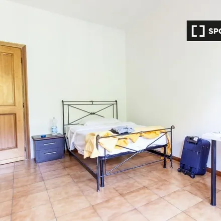 Image 1 - La Tre, Via Alessandro Severo, 00145 Rome RM, Italy - Room for rent