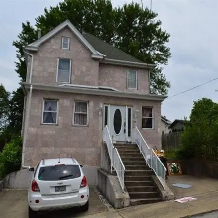 Buy this 3 bed house on 11 Murtland Ave in Washington, Pennsylvania
