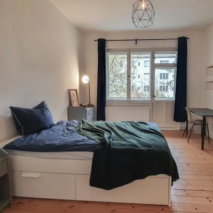 Rent this 2 bed room on Friedrichsbrunner Straße 39 in 12347 Berlin, Germany