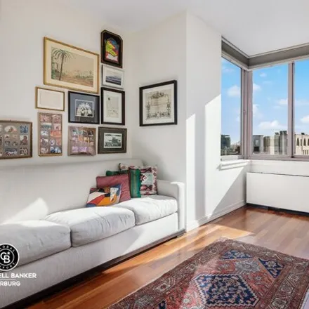 Image 6 - Belaire, 524 East 72nd Street, New York, NY 10021, USA - Condo for sale