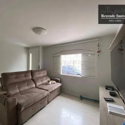 Buy this 2 bed house on Rua Cascavel 775 in Boqueirão, Curitiba - PR