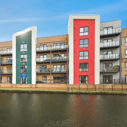 Buy this 2 bed apartment on 39-55 Wharf Road in Chelmsford, CM2 6ZT