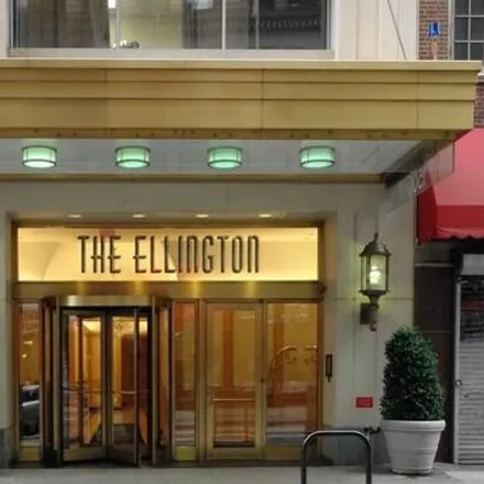 Rent this 2 bed condo on The Ellington in 1500 Chestnut Street, Philadelphia