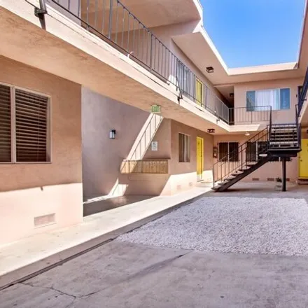 Buy this 16 bed house on 2182 Venice Boulevard in Los Angeles, CA 90006