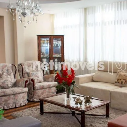 Buy this 6 bed apartment on Igreja Metodista in Rua dos Tupis, Centro