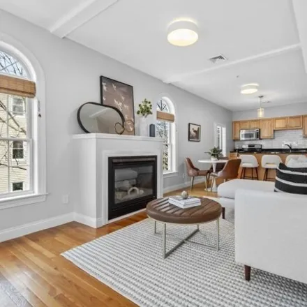 Image 1 - 104-106 Woodstock Street, Somerville, MA 02474, USA - Townhouse for sale