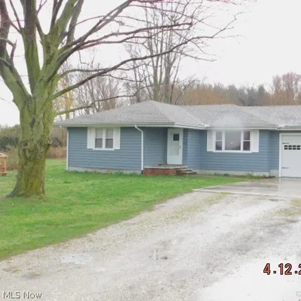 Buy this 3 bed house on 338 Amboy Road in Amboy, Conneaut