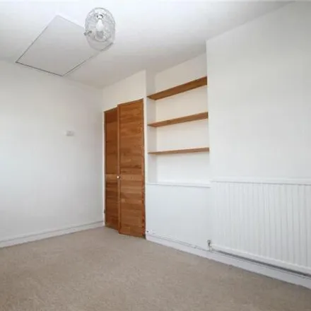 Image 8 - Hamelyn Road, Basingstoke, RG21 8UX, United Kingdom - Apartment for rent