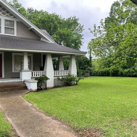 Image 2 - 184 South Ponsard Street, Troup, Smith County, TX 75789, USA - House for sale