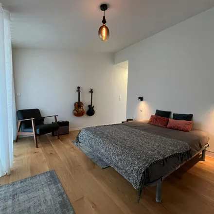 Rent this 3 bed room on Travessa do Galvão in 1400-077 Lisbon, Portugal