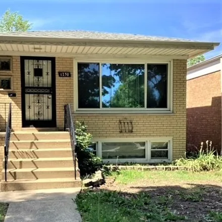Buy this 3 bed house on 1218 West 112th Place in Chicago, IL 60643