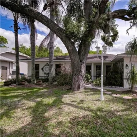 Buy this 5 bed house on 989 Southeast 5th Avenue in Crystal River, Citrus County