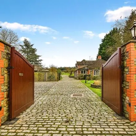 Image 2 - Golden Valley Lane, Upton Cheyney, BS30 6NS, United Kingdom - House for sale