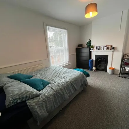 Image 6 - Mews Lane, Winchester, SO22 4PS, United Kingdom - Apartment for rent