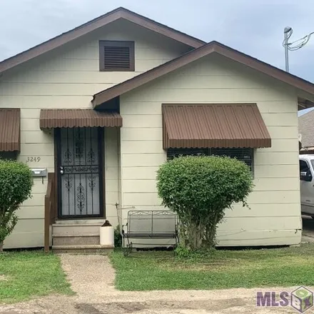 Buy this 3 bed house on 3271 Midway Avenue in Istrouma, Baton Rouge