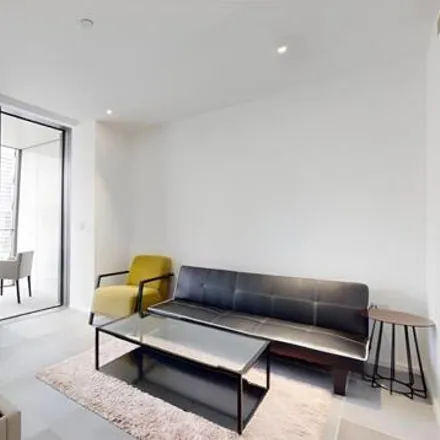 Rent this studio loft on Dollar Bay in 3 Dollar Bay Place, Canary Wharf