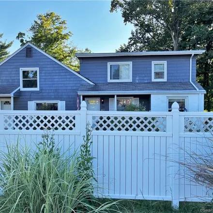 Buy this 4 bed townhouse on 162 Main Street in East Hampton, CT 06424