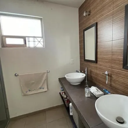 Buy this 3 bed house on Boulevard Real del Valle in Real del Valle, 42086 Pachuca